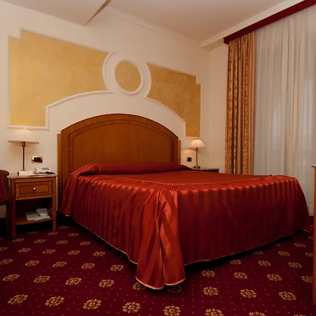 酒店 Parco Dei Principi - Wedding & Events 罗切拉伊奥尼卡